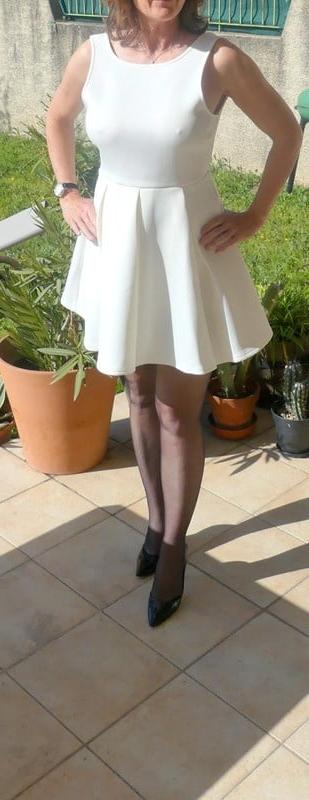 25P New French Milf Vendeuse - part 1