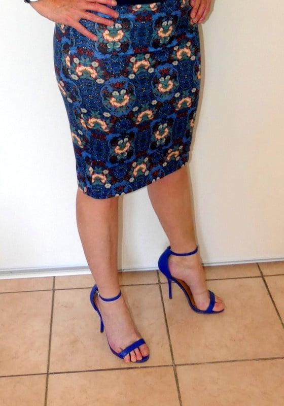 25P New French Milf Vendeuse - part 1