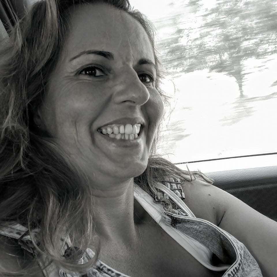 22P Hot milfs