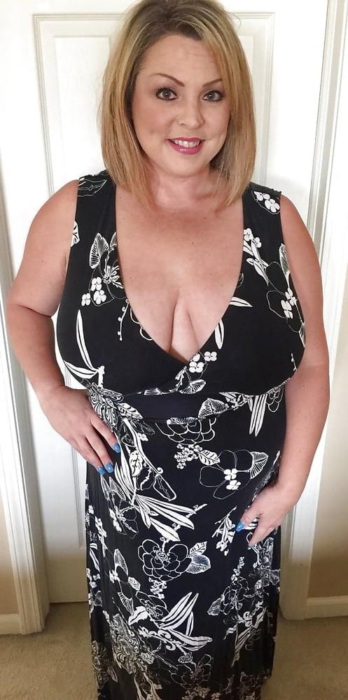 25P Sexy Big Tit MILF Lucille Exposed