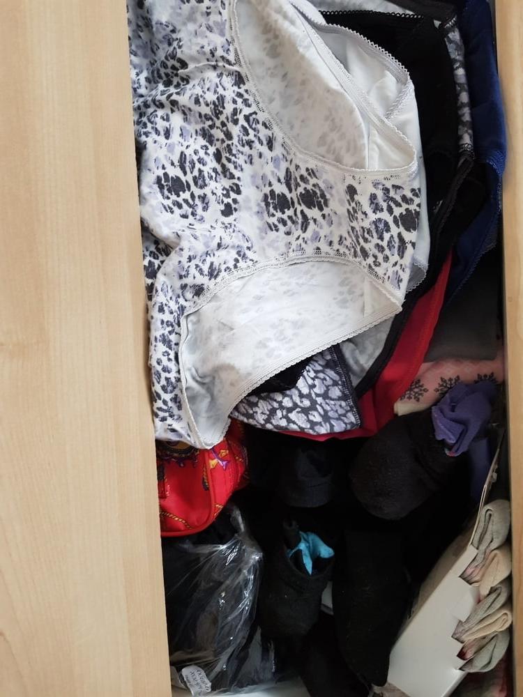 17P Jayne UK milf underwear selection