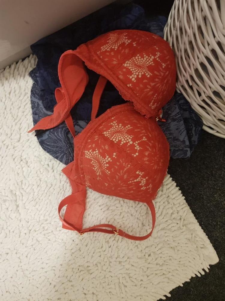 17P Jayne UK milf underwear selection