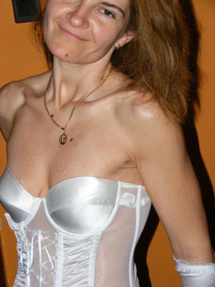17P Hit Milf slut Vicky 37