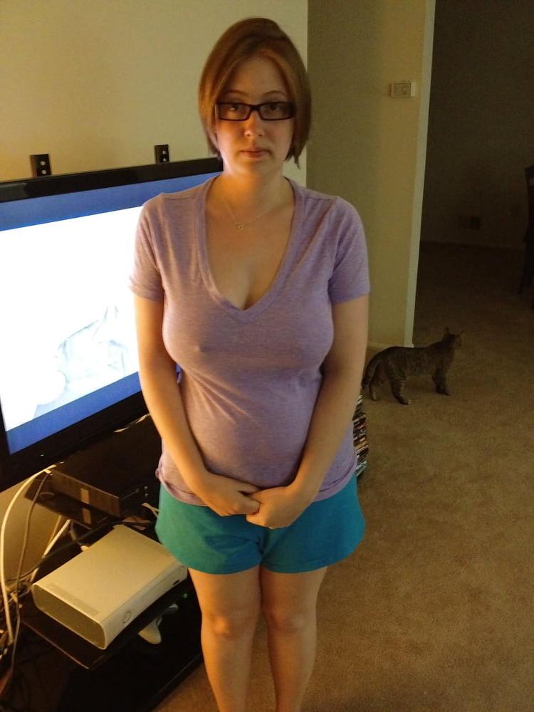 25P Thick and curvy MILF Sara