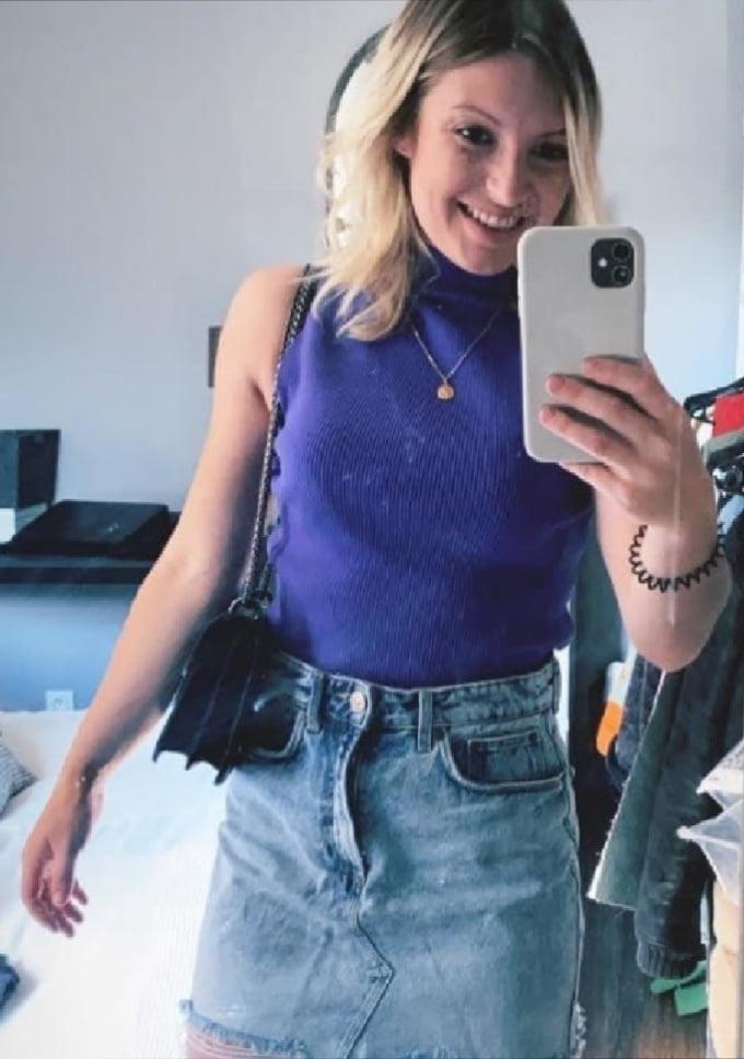 25P Mature Amateur Clothed 26