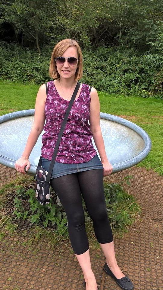 25P Exposed Whore Sue Milf UK