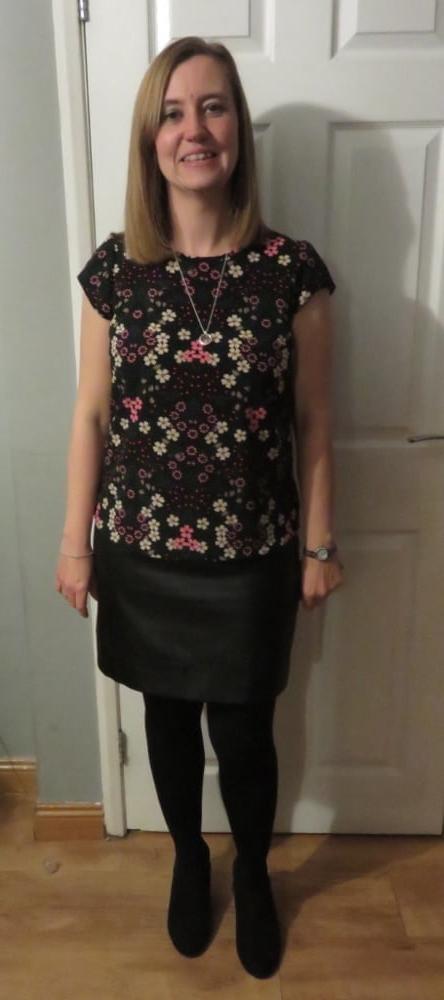 25P Exposed Whore Sue Milf UK