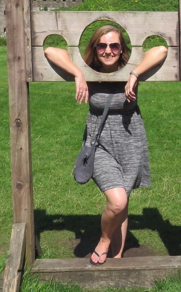 25P Exposed Whore Sue Milf UK