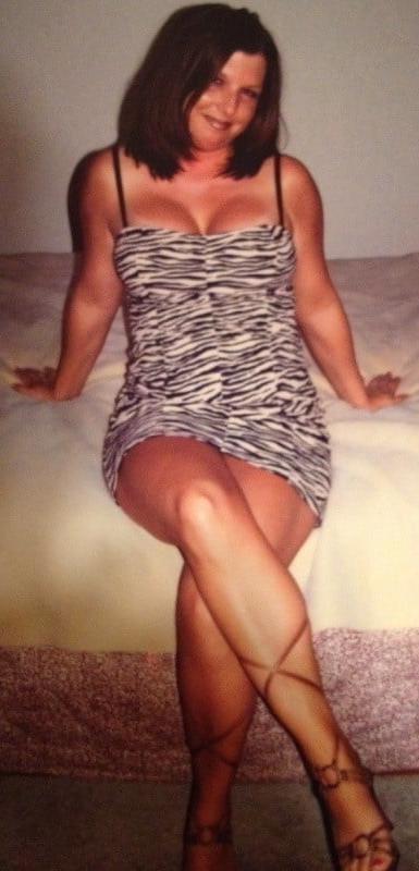 25P Milf Brandy and Her Hot Selifes