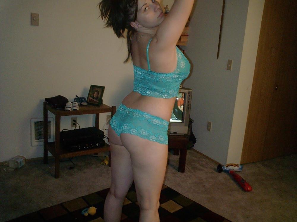 25P Homemade Pics - Interracial Threesome