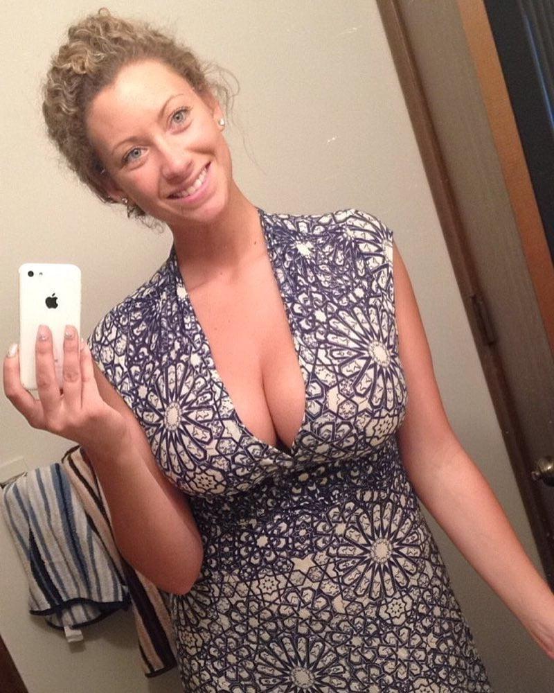 25P Beautiful and Busty MILFs 41