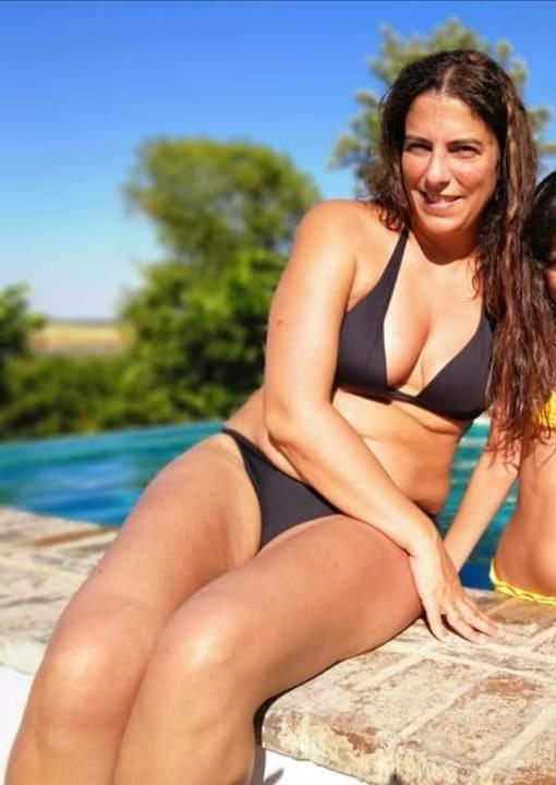17P Hot milfs