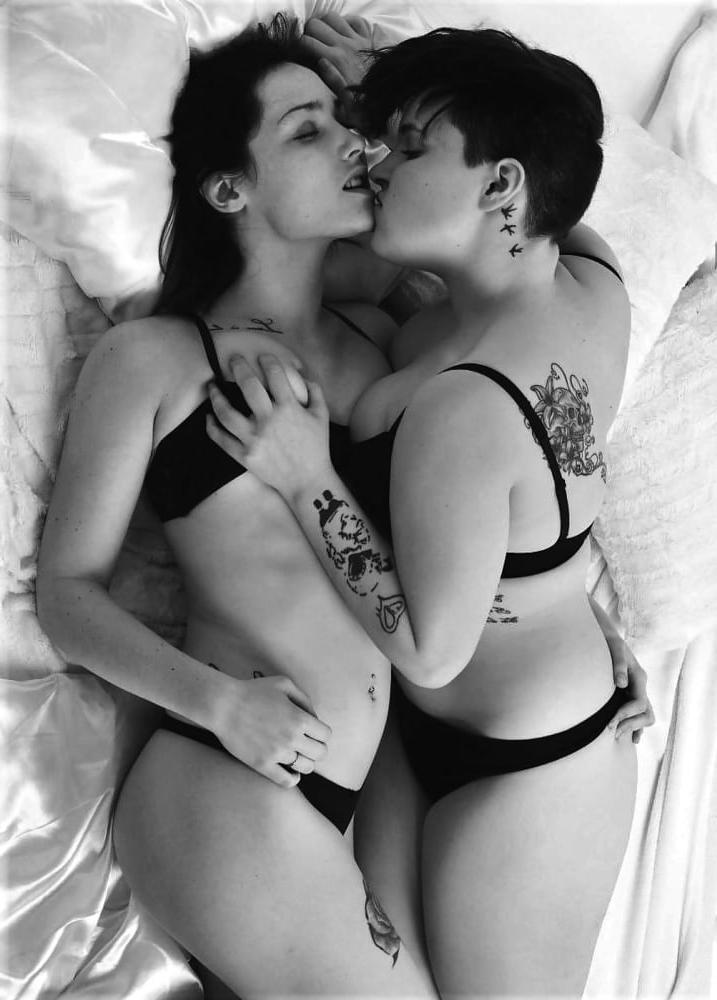 18P Amateurs in Denmark (001-002) Lesbian couple Side &amp; Sarah