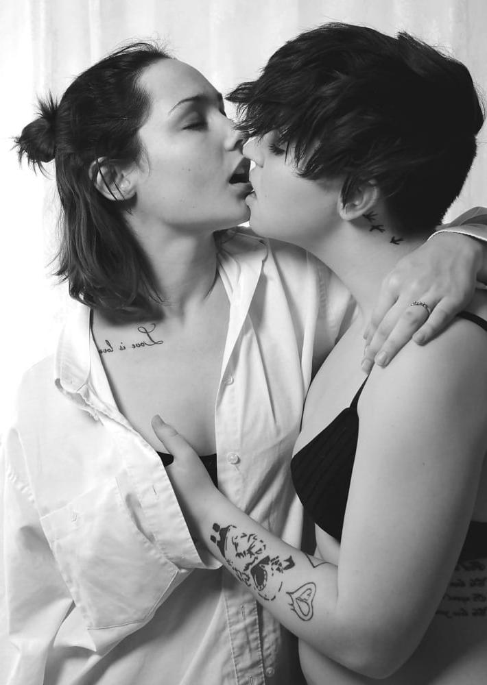 18P Amateurs in Denmark (001-002) Lesbian couple Side &amp; Sarah