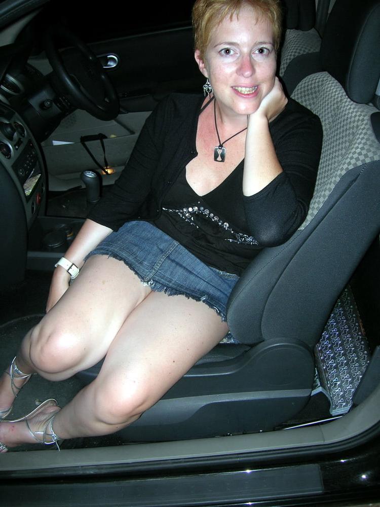 25P Gorgeous UK MILF