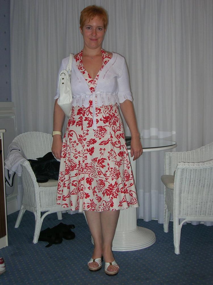 25P Gorgeous UK MILF