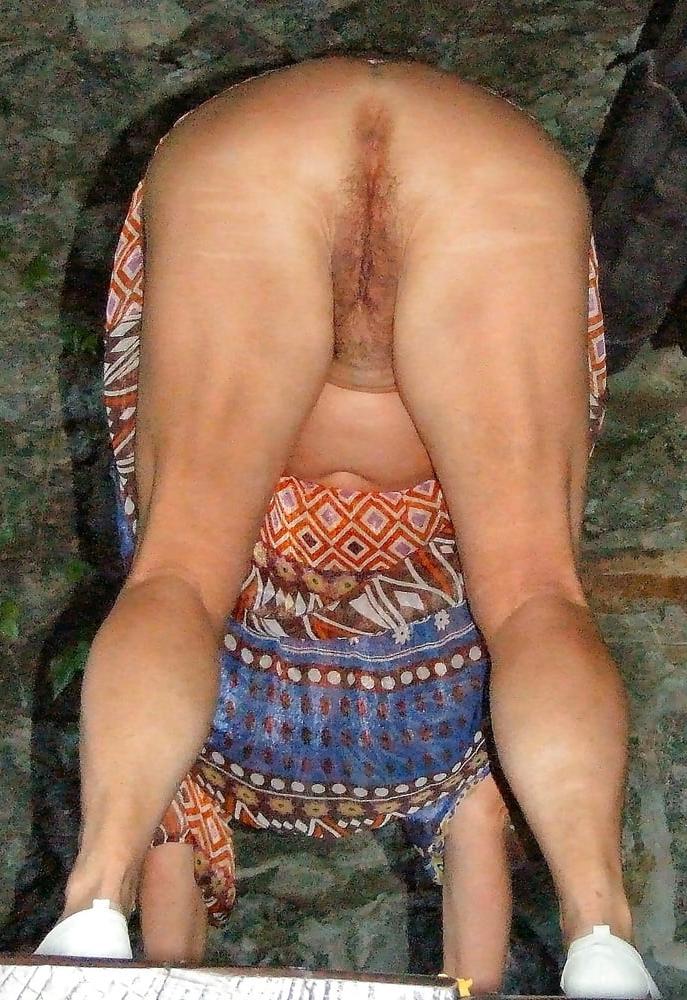 25P A sexy milf wife