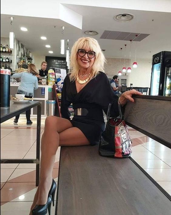 25P Mature MIlf Moms