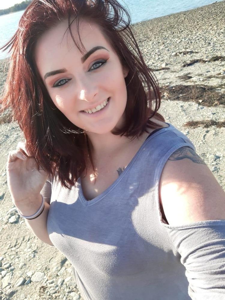 25P Amateur MILF