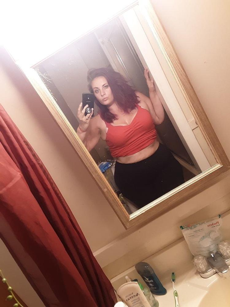 25P Amateur MILF