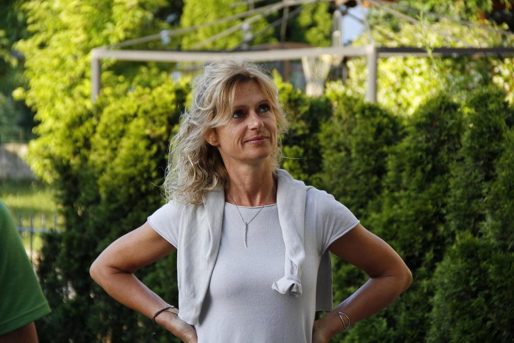 25P Italian Slim fit milf slut