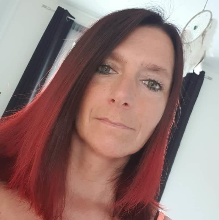 12P Billige MILF Susann