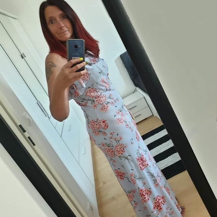12P Billige MILF Susann