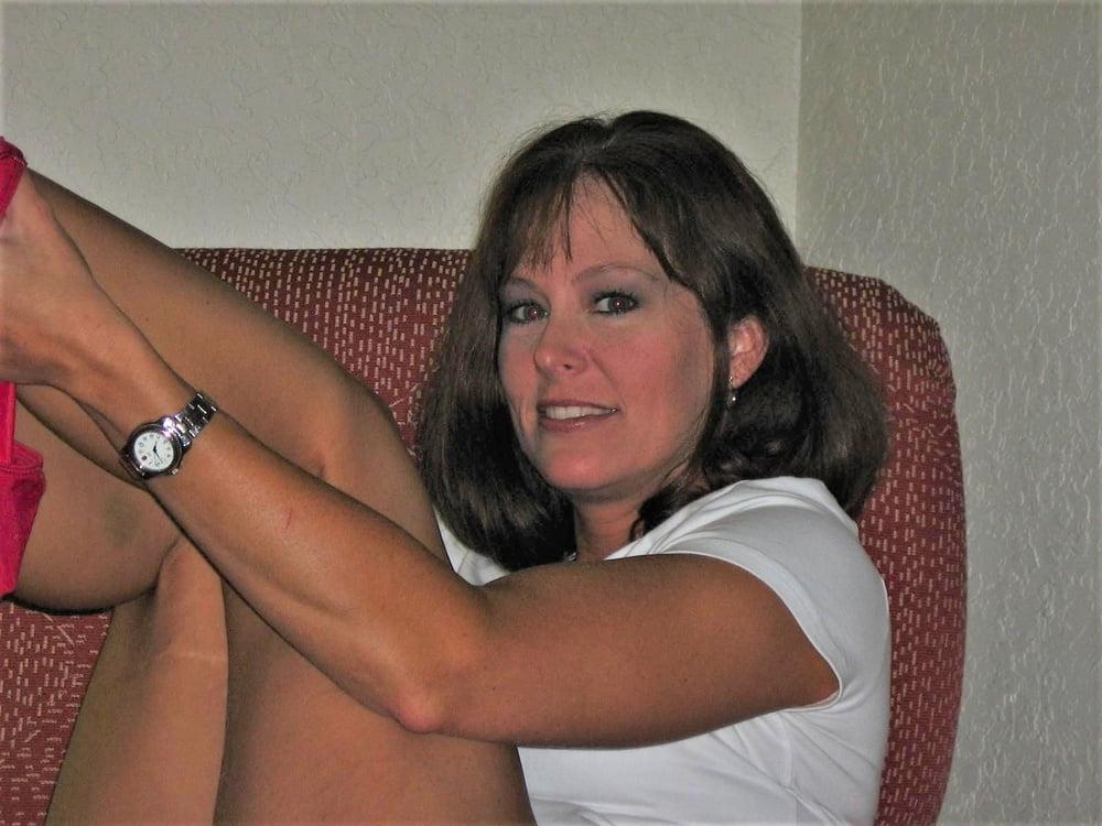 25P My Favorite MILF--Jennifer Strickland AKA Charlotte Smith