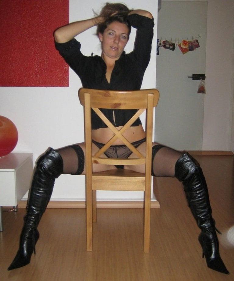 9P Geile Stiefel-MILF