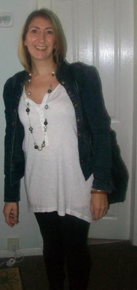 25P Mature Amateur Clothed 24