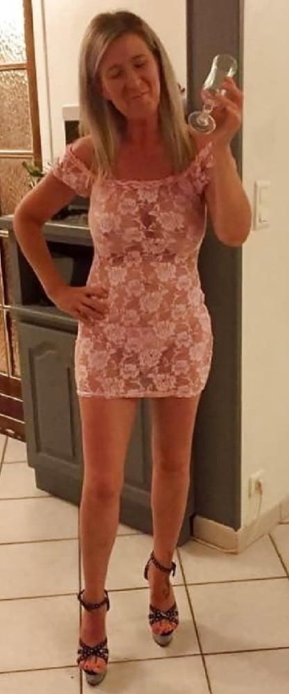 25P Mature Amateur Clothed 24