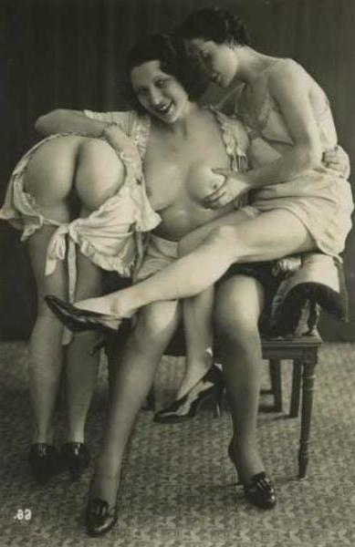 25P Vintage Lesbians