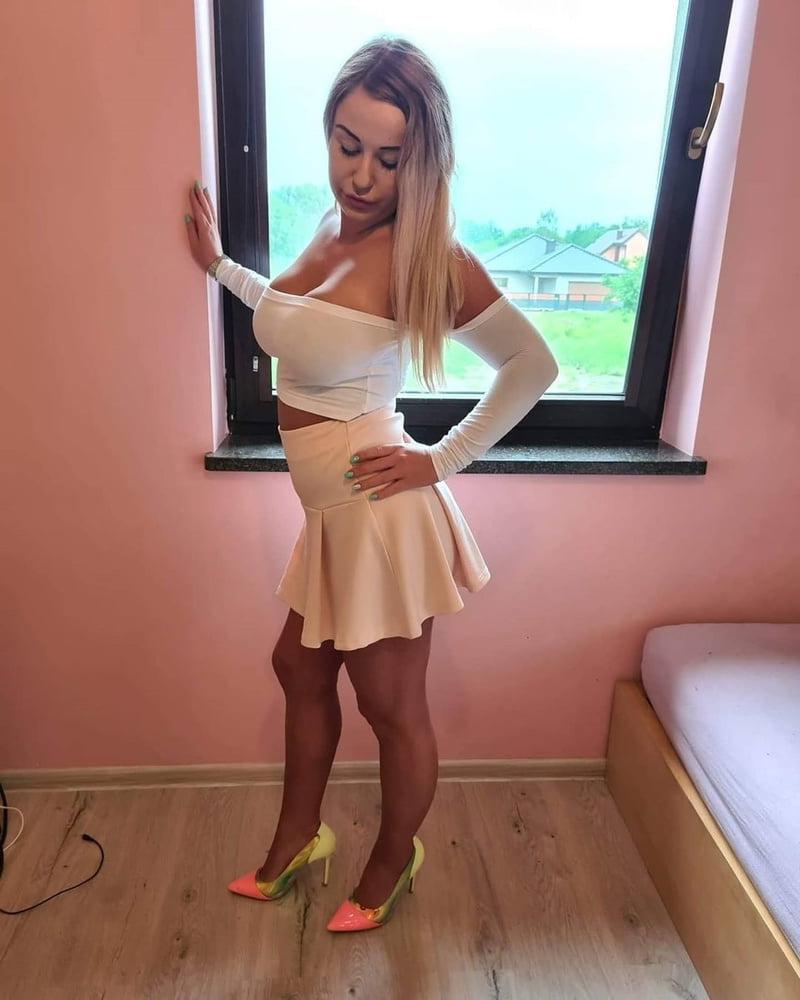 25P Horny amateur MILF Dana with great big tits