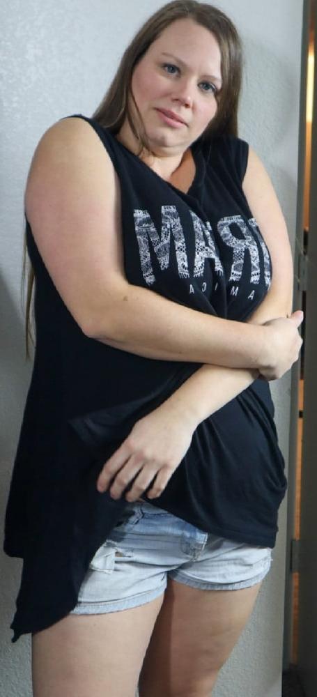 25P Mature Amateur Clothed 22