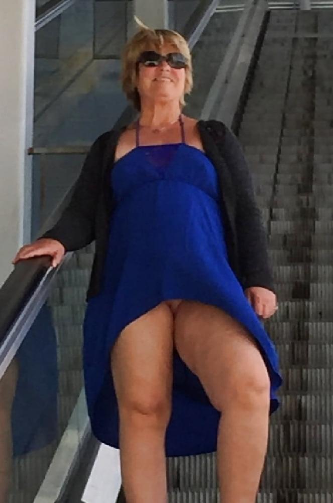 25P Mature Amateur Clothed 23