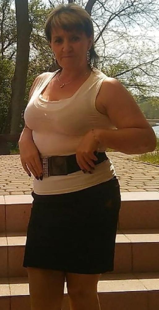 25P Mature Amateur Clothed 23
