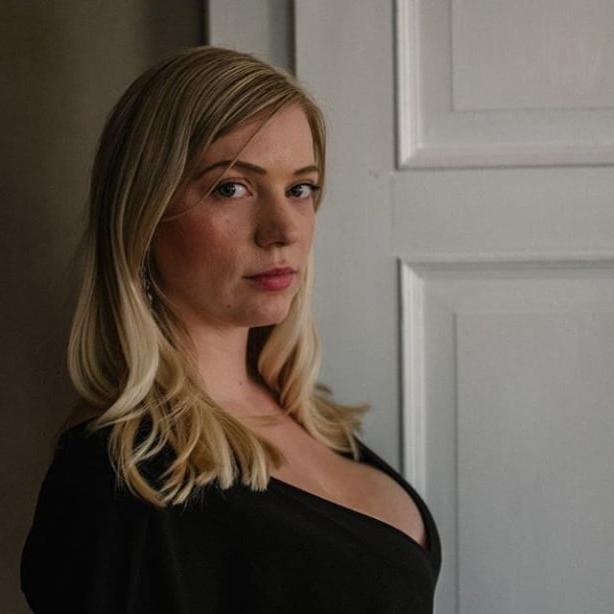 25P Beautiful and Busty MILFs 38