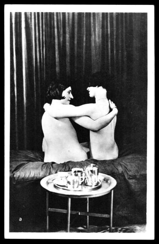 25P Vintage lesbian women