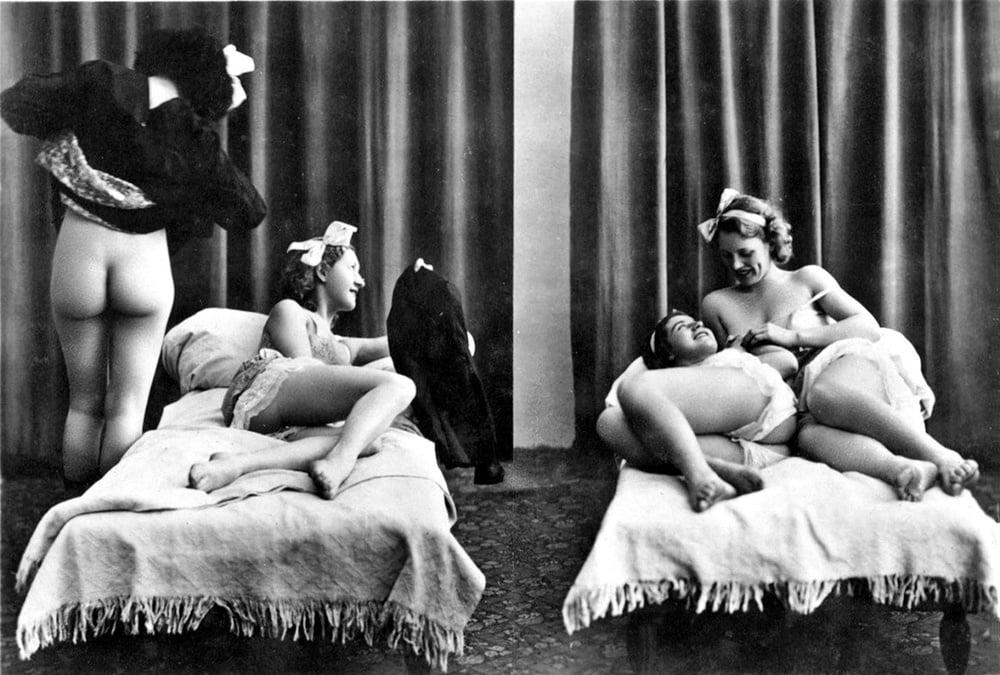25P Vintage lesbian women