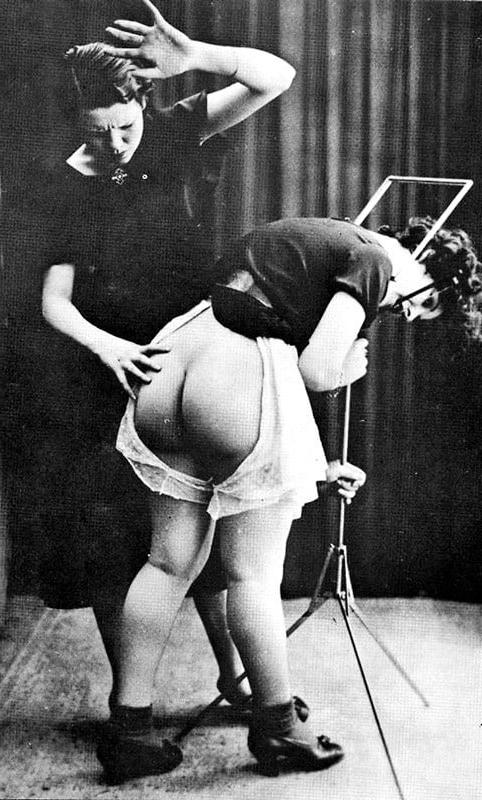 25P Vintage lesbian women