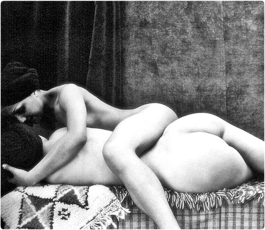 25P Vintage lesbian women