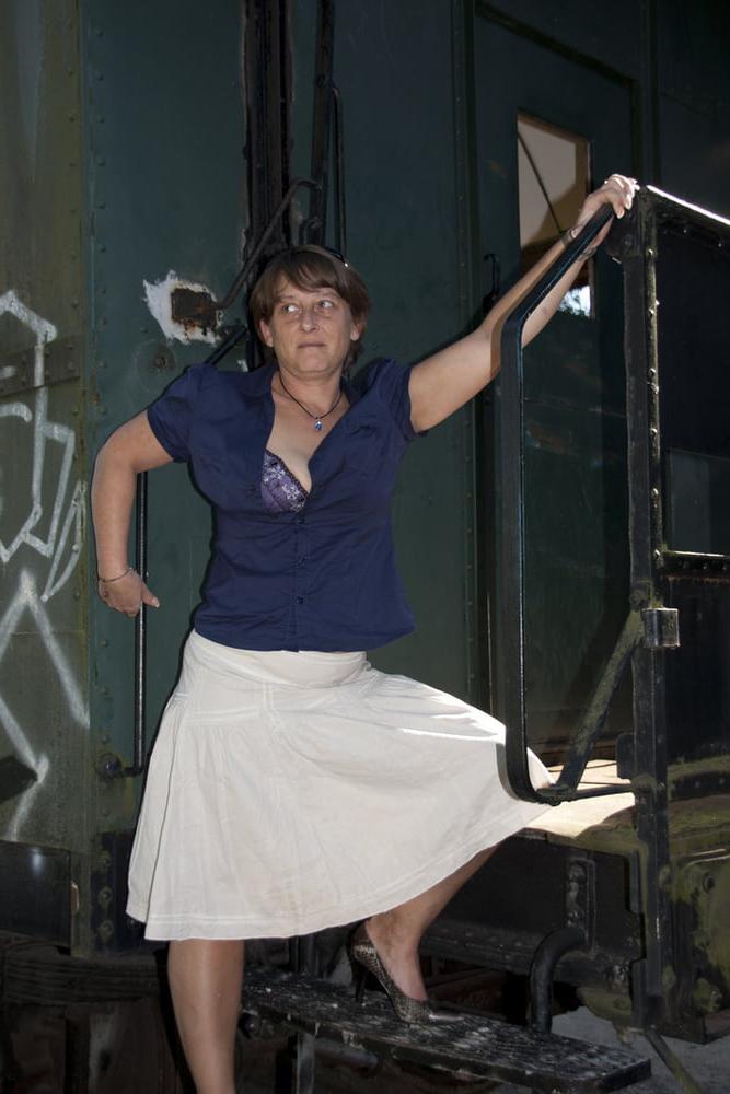 25P 7. German wife poses for hubby