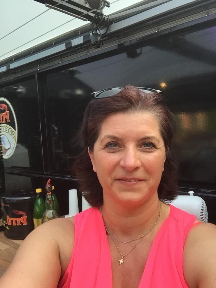 7P Geile Amateur Milf braucht eure Schwaenze und viel Sperma
