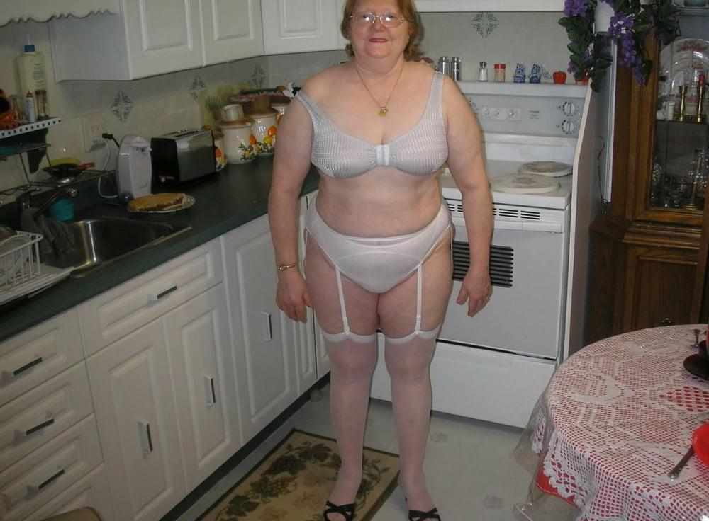 25P Vrious amateur mature milf gilf bbw