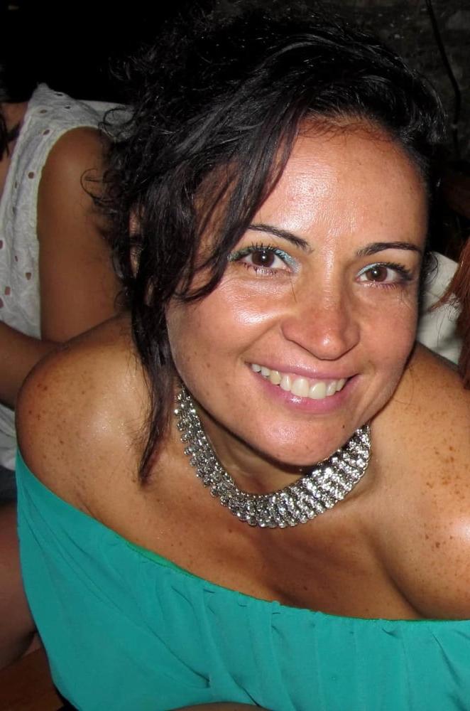 13P Hot milf Dalila