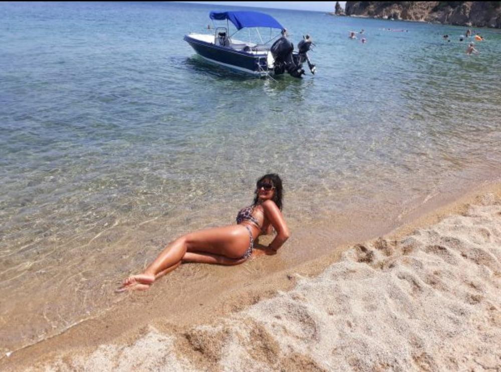 25P Milf romanian for twoo