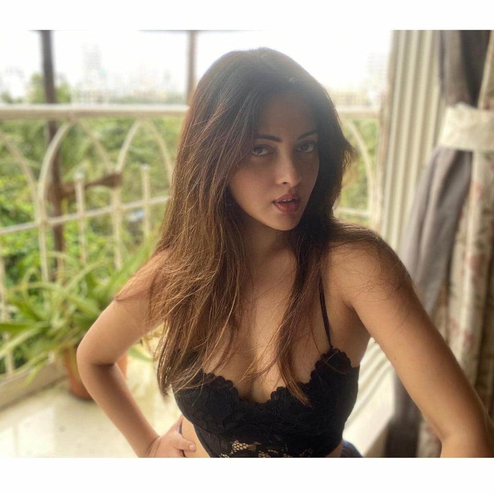 25P DESI HOT INDIAN MILF part 3