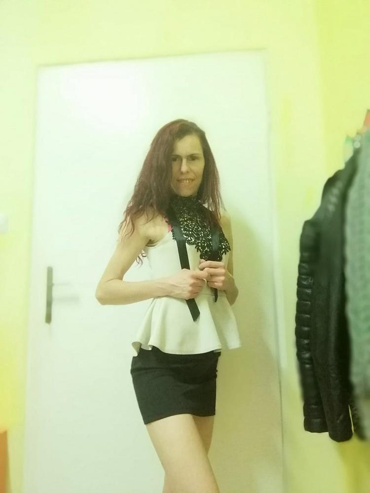 25P Monika slut Milf