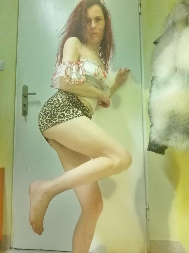 25P Monika slut Milf