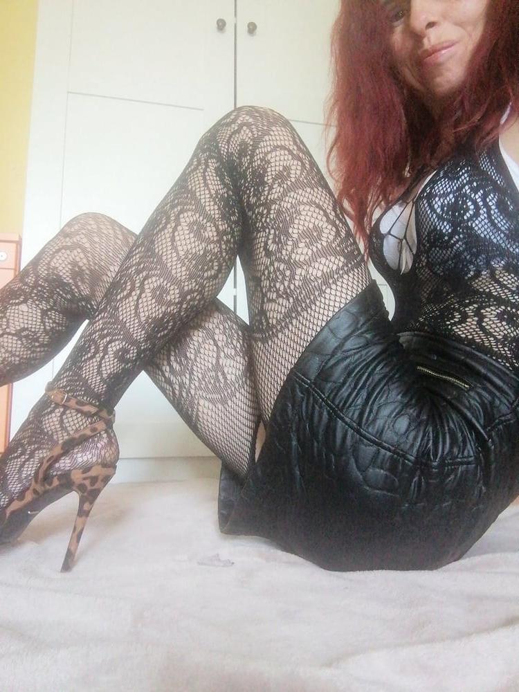 25P Monika slut Milf